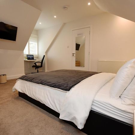 Apple Tree Place B&B Tadley Экстерьер фото