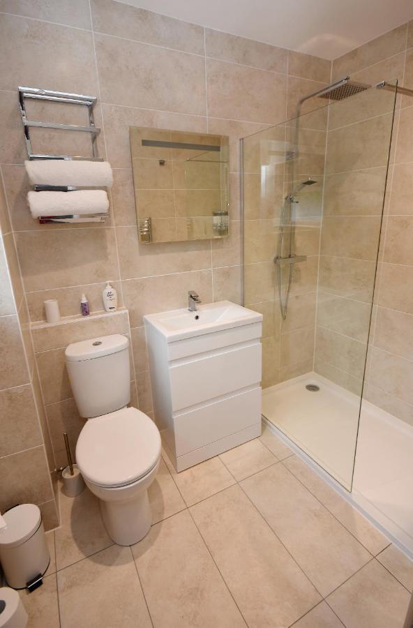 Apple Tree Place B&B Tadley Экстерьер фото